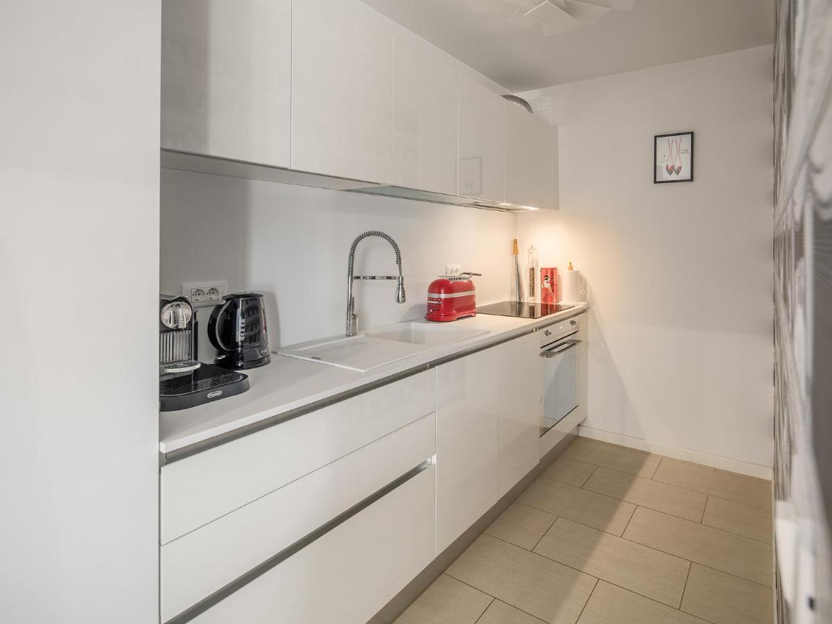 Apartment Residence ポレッチ エクステリア 写真