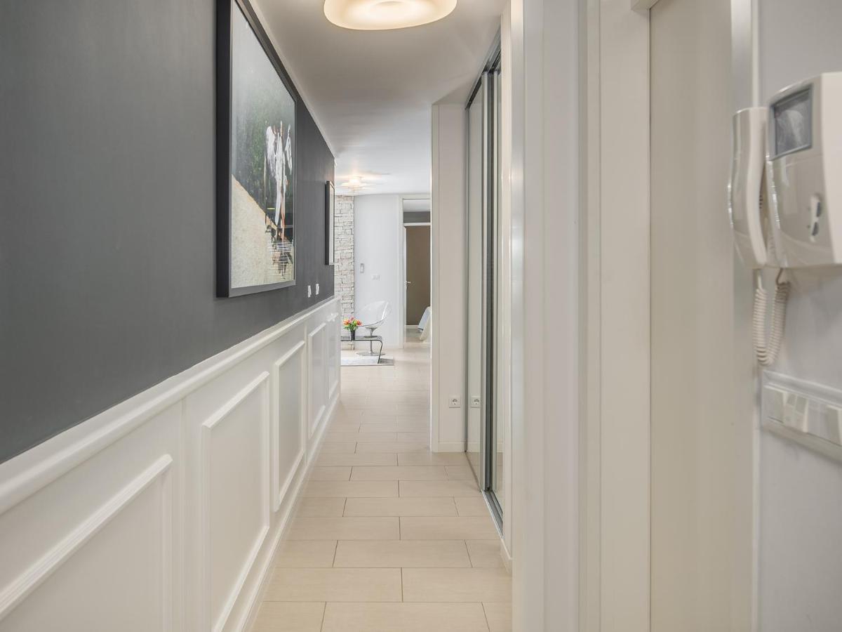 Apartment Residence ポレッチ エクステリア 写真
